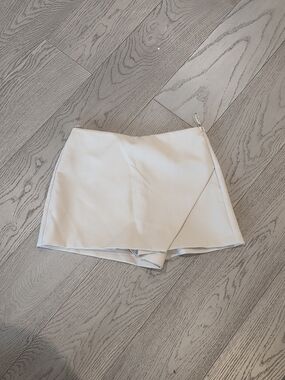 Zara Cream Skort with Subtle Wrap Detail